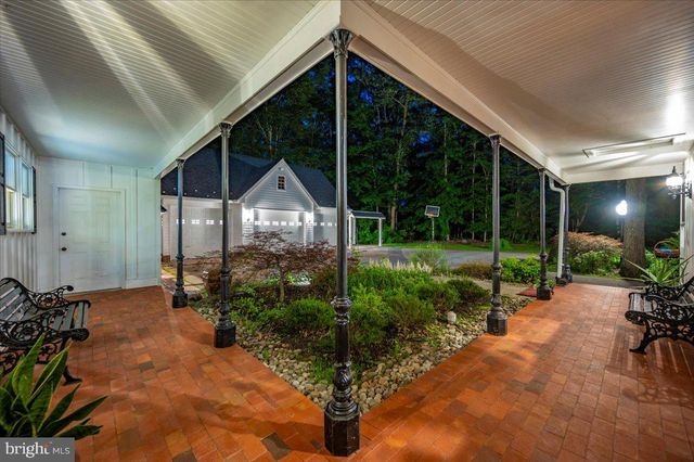 12124 PALISADES DR, Dunkirk, MD 20754