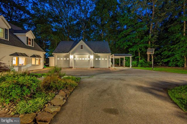 12124 PALISADES DR, Dunkirk, MD 20754