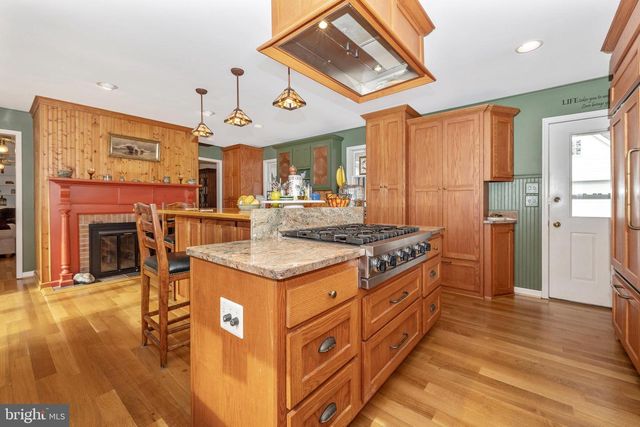 12124 PALISADES DR, Dunkirk, MD 20754