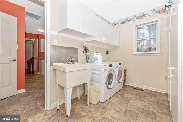 12124 PALISADES DR, Dunkirk, MD 20754