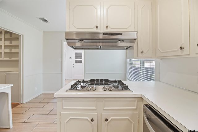 1112 Pollard Dr., Tyler, TX 75701