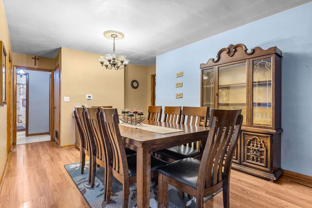 2929 23rd Street, Rockford, IL 61109