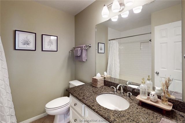 9223 Brookwater Circle, College Station, TX 77845