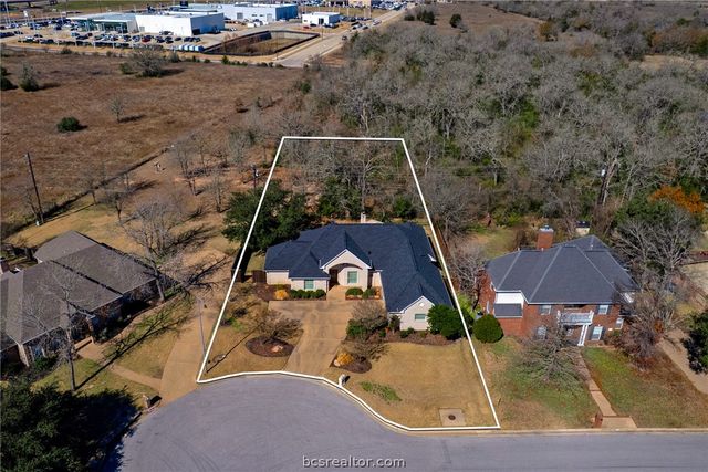 9223 Brookwater Circle, College Station, TX 77845