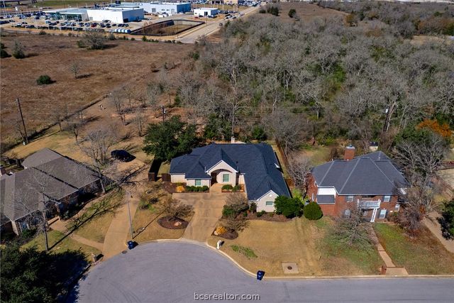 9223 Brookwater Circle, College Station, TX 77845