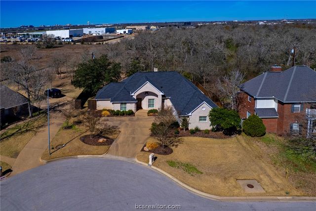 9223 Brookwater Circle, College Station, TX 77845