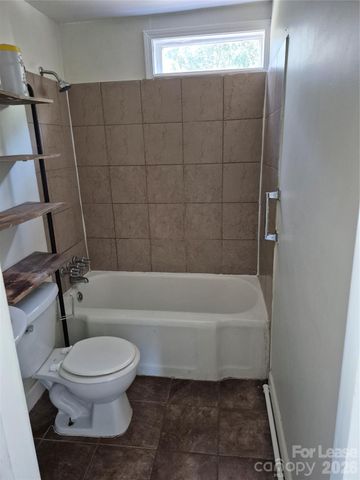 5117 Valley Stream Road, Charlotte, NC 28209