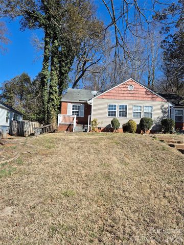 5117 Valley Stream Road, Charlotte, NC 28209