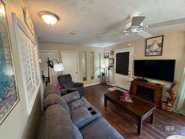 2581 Spanish Cove Drive, Lillian, AL 36549