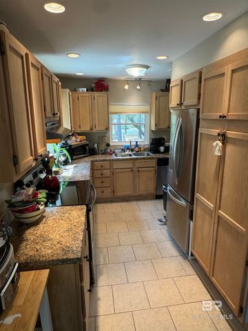 2581 Spanish Cove Drive, Lillian, AL 36549