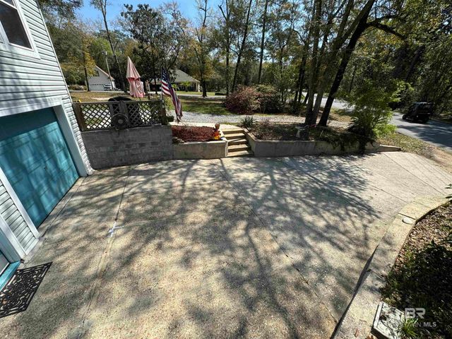 2581 Spanish Cove Drive, Lillian, AL 36549