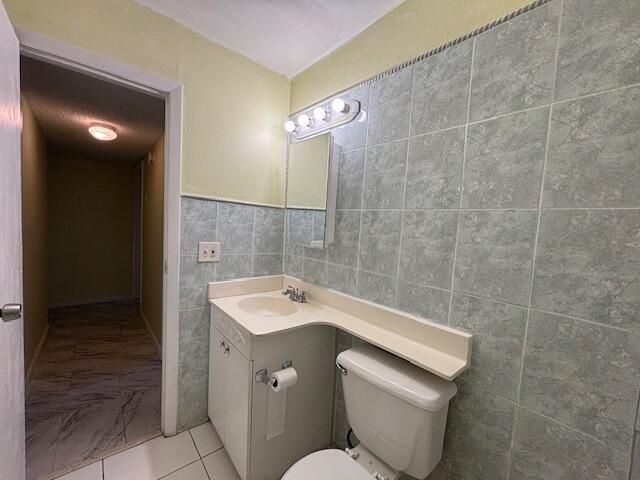 5844 Blueberry Unit 68 Court, Lauderhill, FL 33313