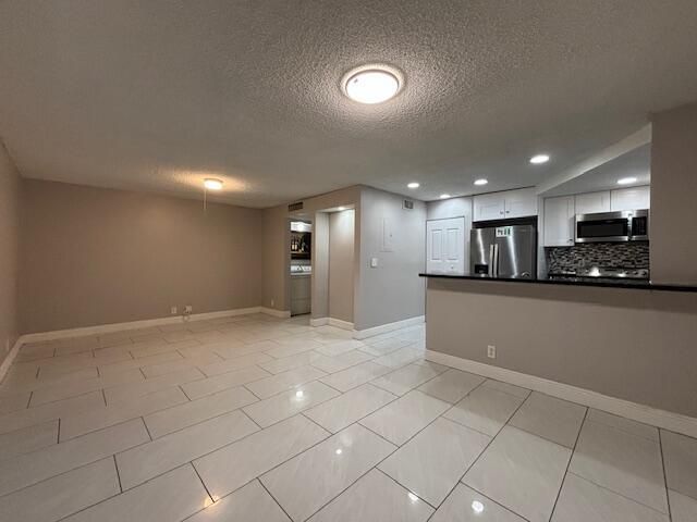 5844 Blueberry Unit 68 Court, Lauderhill, FL 33313