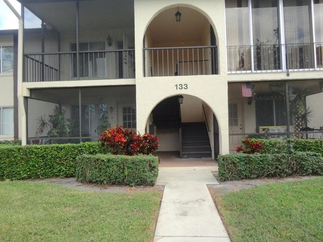 133 Lake Pine Circle A-2, Greenacres, FL 33463
