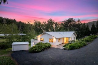 2570 Purisima Creek Road, Half Moon Bay, CA 94019