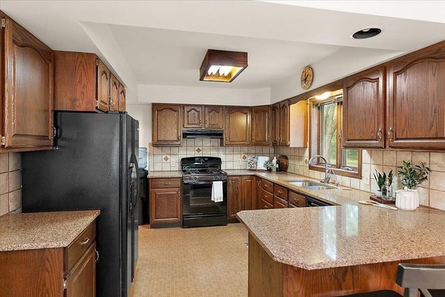 2270 Fonger Street, Rockford, MI 49341