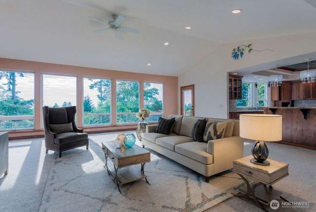 823 Fox Hollow Road, Sequim, WA 98382