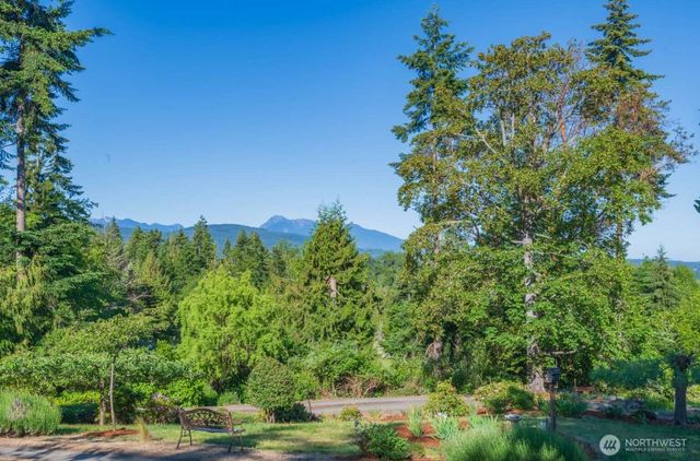 823 Fox Hollow Road, Sequim, WA 98382
