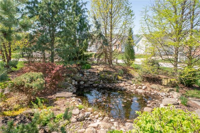 1204 Stone Crossing Street NE, Canton, OH 44721