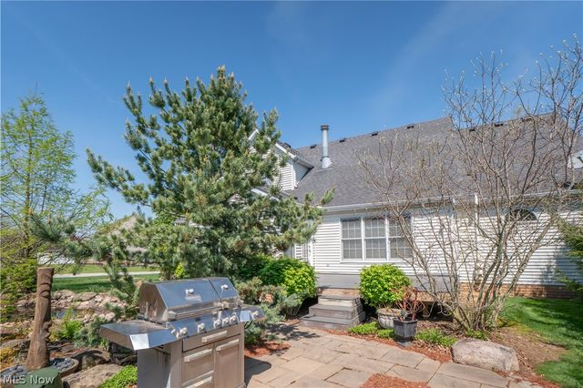 1204 Stone Crossing Street NE, Canton, OH 44721