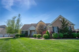 1204 Stone Crossing Street NE, Canton, OH 44721