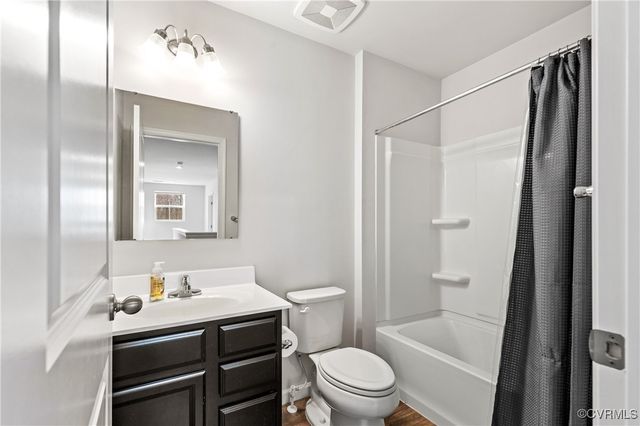807 Sun Valley Way, North Chesterfield, VA 23236