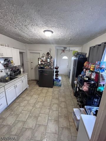 9 W Sickle St Ab, Dover Town, NJ 07801