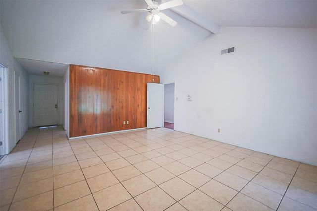 7010 Captain Drive, Houston, TX 77036