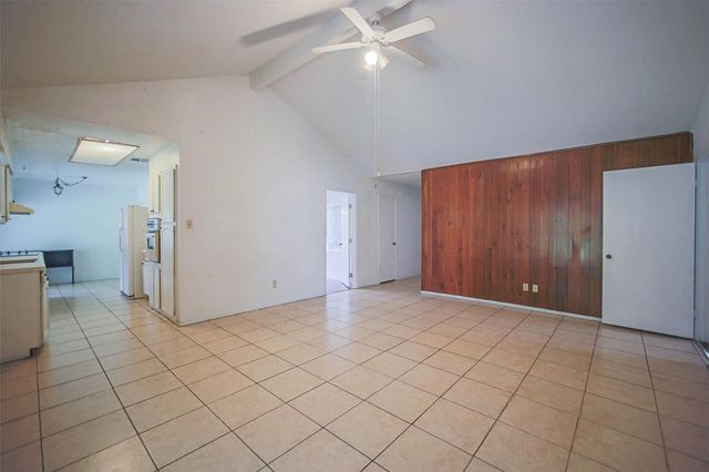 7010 Captain Drive, Houston, TX 77036