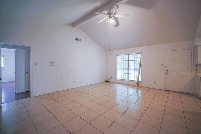 7010 Captain Drive, Houston, TX 77036