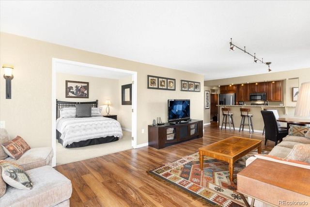 1625 Larimer Street 1605, Denver, CO 80202