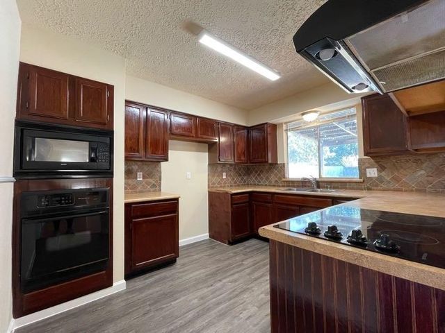 10539 Waving Fields Drive, Houston, TX 77064