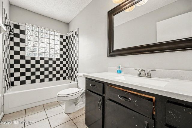 3414 COZUMEL Court, Jacksonville, FL 32225