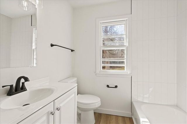 7505 E 130th Street, Grandview, MO 64030