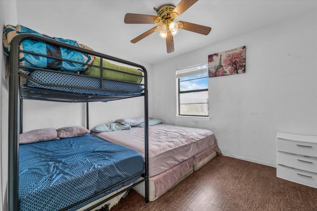 1421 S 12th Street 211, Waco, TX 76706
