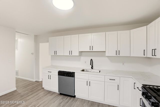 28 Brandies Road, Toms River, NJ 08757