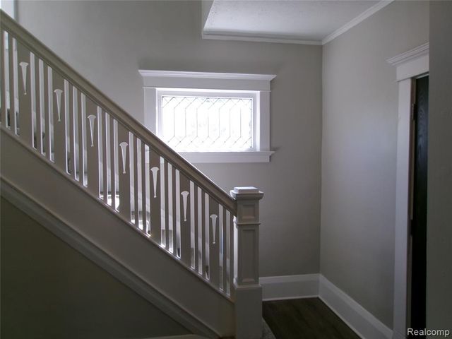 216 E Washington Street, Howell, MI 48843