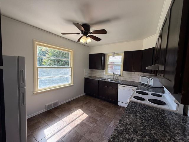 3032 NW 67th Street, Oklahoma City, OK 73116