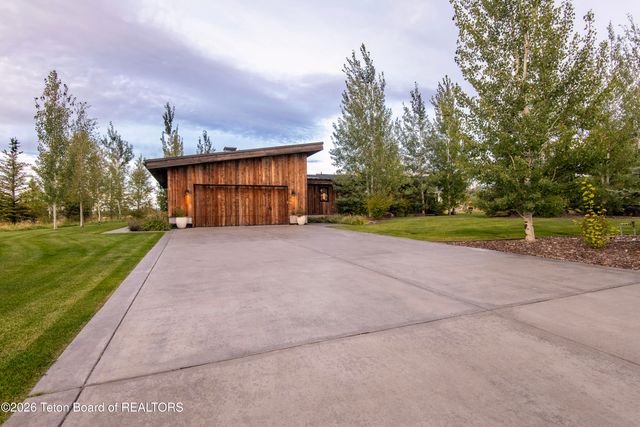 940 MTN BLUEBIRD Court, Driggs, ID 83422 property photo