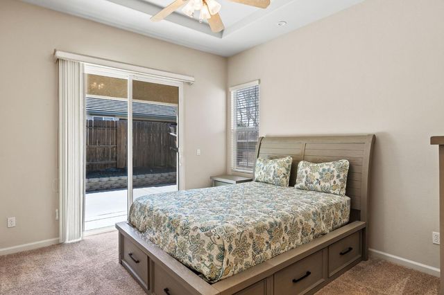 1008 Summer Ln, Patterson, CA 95363