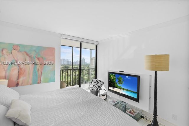 20301 W Country Club Dr 1226, Aventura, FL 33180