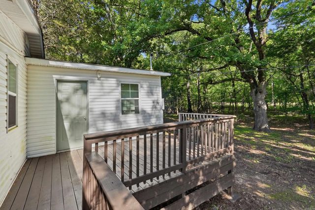 1267 Lollie Rd, Conway, AR 72034