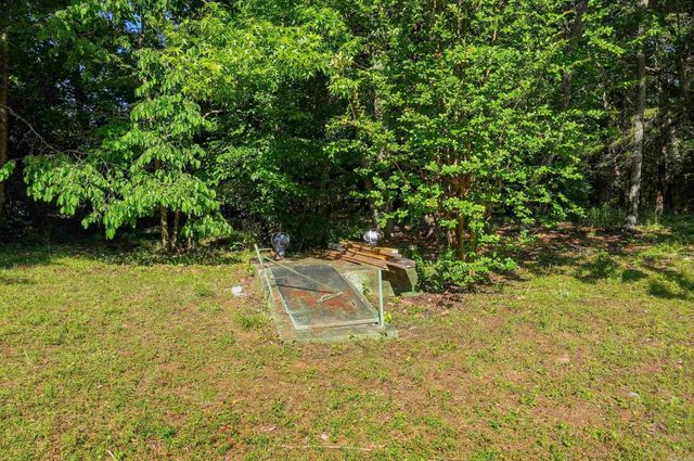 1267 Lollie Rd, Conway, AR 72034