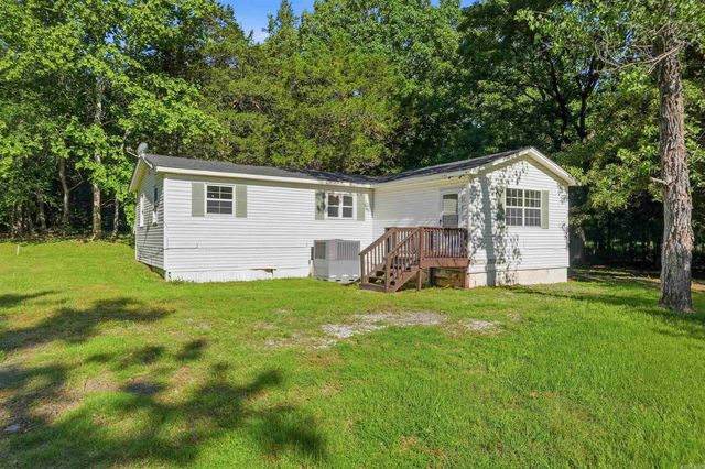 1267 Lollie Rd, Conway, AR 72034