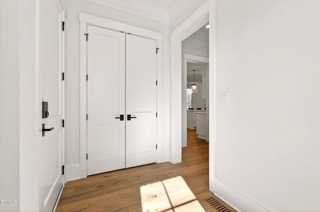 1608 Estate Valley Lane, Raleigh, NC 27613