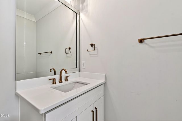 1608 Estate Valley Lane, Raleigh, NC 27613