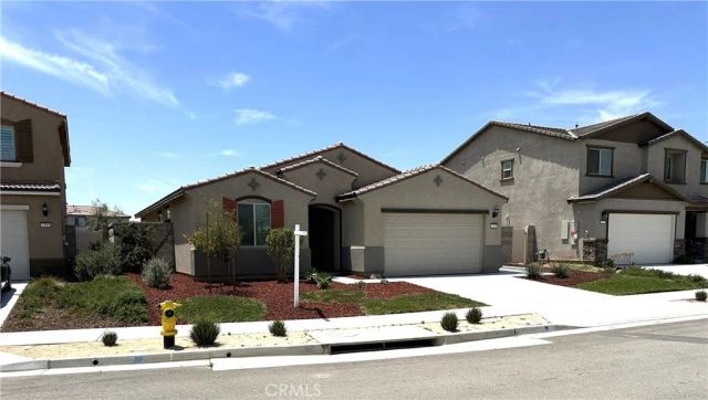 1289 Kingfisher, Hemet, CA 92545