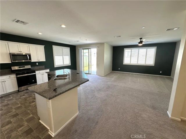 1289 Kingfisher, Hemet, CA 92545