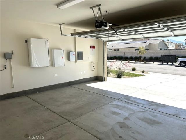 1289 Kingfisher, Hemet, CA 92545