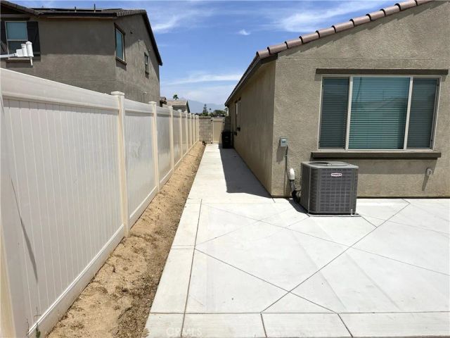 1289 Kingfisher, Hemet, CA 92545